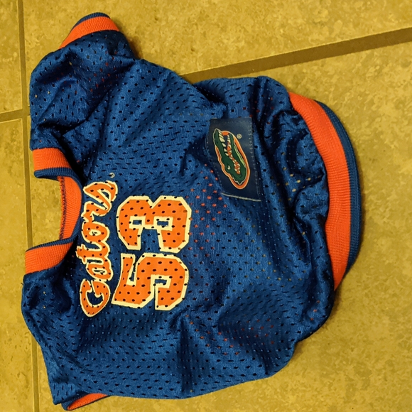 Other - 🐻 🌼 Gator Dog Top Size Small
